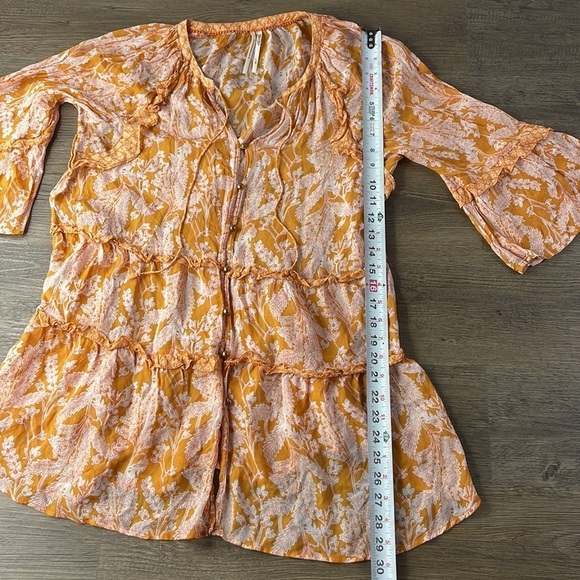 Anthropologie Mia Tiered Ruffle Tunic, Orange and Cream Floral, Button Up sz Med - Picture 9 of 14